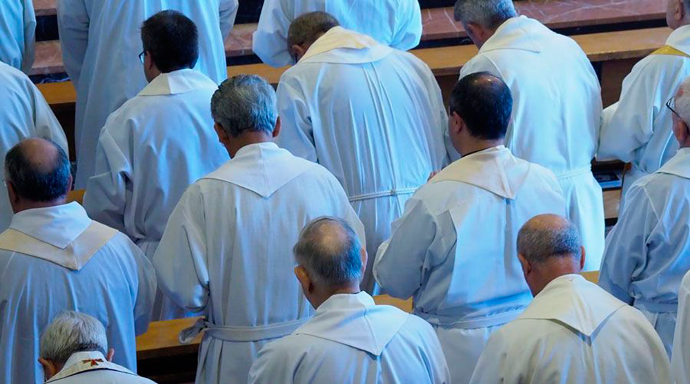 Quienes cometieron abusos nunca debieron ser ordenados sacerdotes, asegura Arzobispo