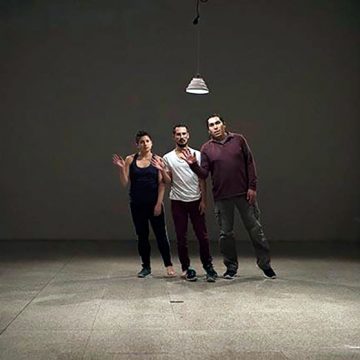 “Escribiendo”, una crítica a la danza y al teatro en Bolivia