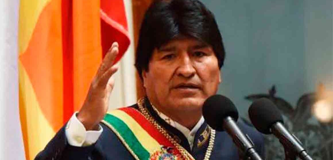 Evo Morales rechaza asistir a la Asamblea de Obispos tras choques con la Iglesia.