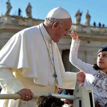 El Papa en la catequesis: la vida es tiempo para amar, no para poseer