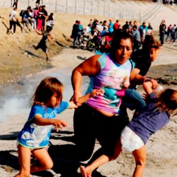 EEUU lanzó gases lacrimógenos a grupo de migrantes que intentaron cruzar la frontera