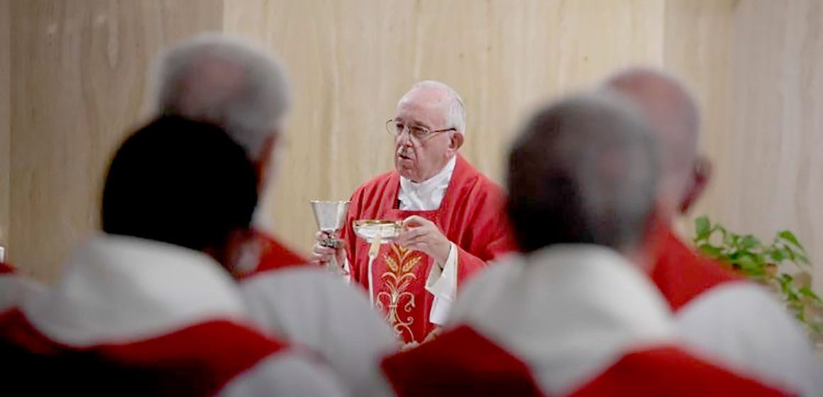 Papa en Santa Marta: el obispo es un servidor y no un príncipe