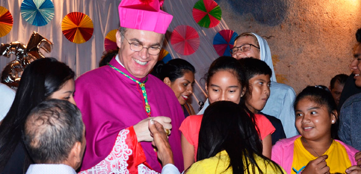 Nuncio en Bolivia llama a defender el planeta, denunciar los daños contra la tierra y cuidar el futuro