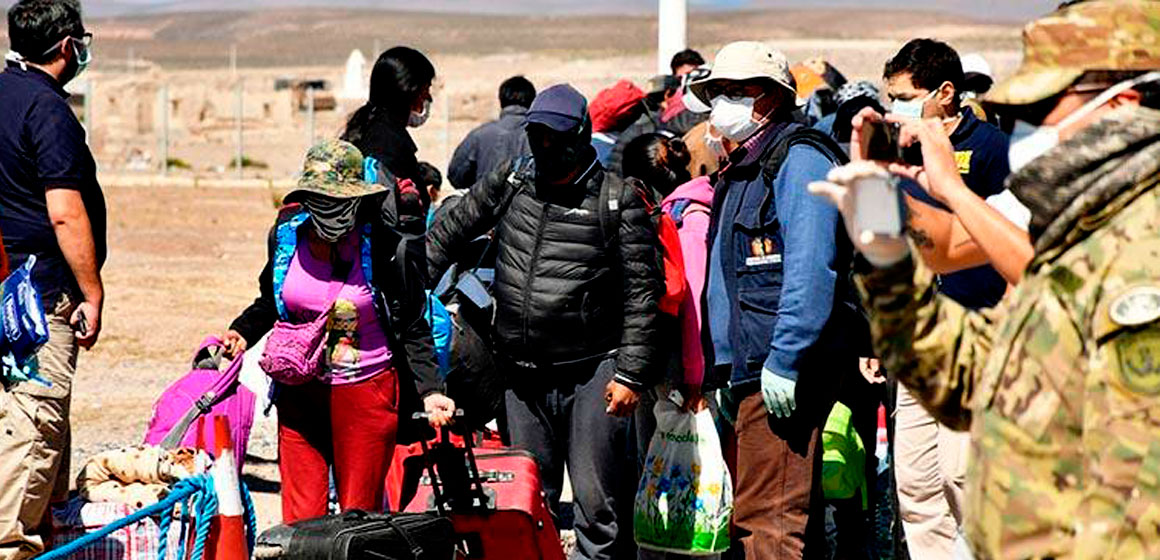 Bolivia pone en cuarentena a 480 repatriados por Covid-19