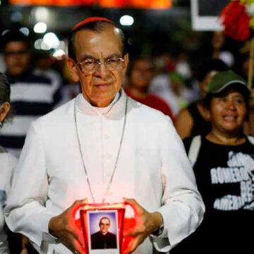 El Cardenal Rosa Chávez a 41 años del martirio de San Romero: “Compartiría las mismas prioridades del Papa Francisco”
