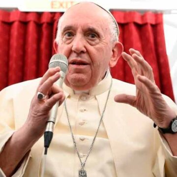 El Papa: «No aprendemos, estamos enamorados de las guerras y del espíritu de Caín»